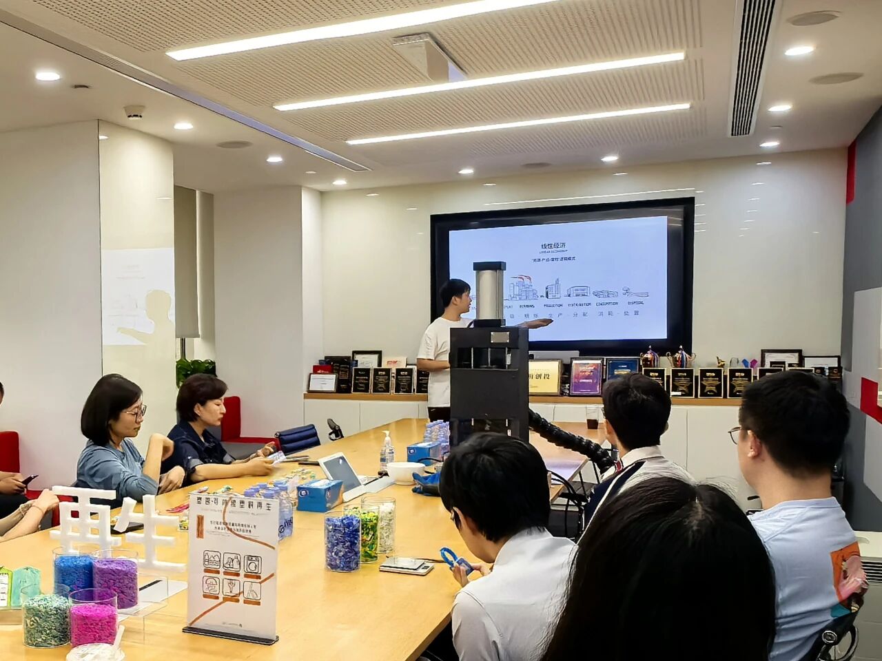 日韩欧美一区二区三区免费观看